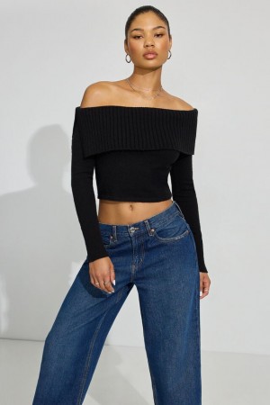 Women Garage Spongy Off Shoulder Sweater Black | A-4651832