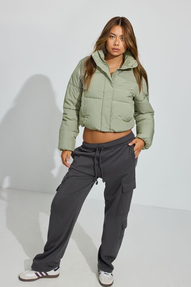 Women Garage Mini Down Jackets Olive Green | A-7895136