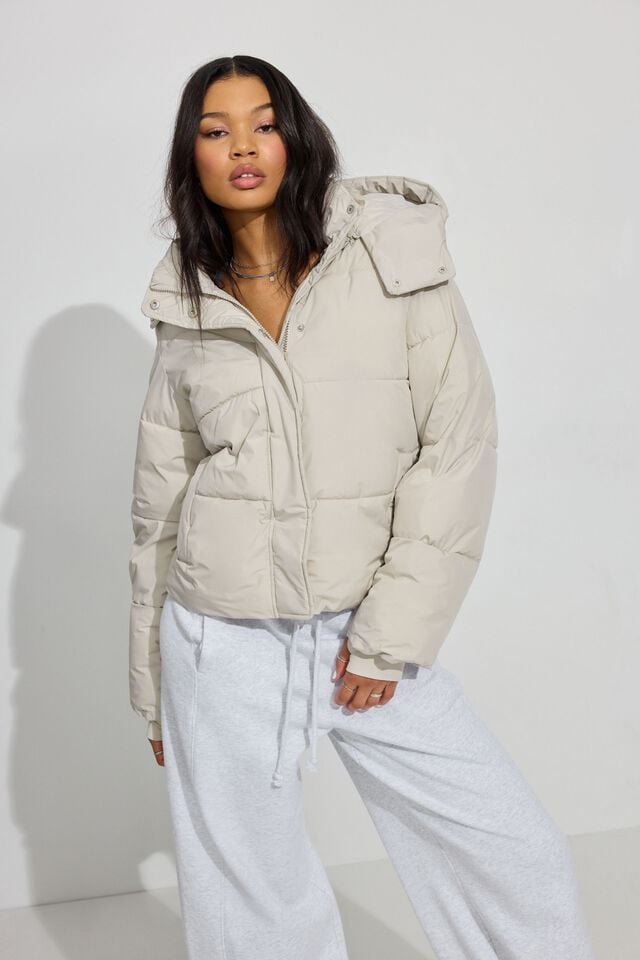 Women Garage Perfect Down Jackets White / White | A-7153890