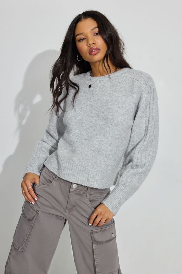 Women Garage Spongy Loose Crewneck Sweater Light Grey | A-0231754